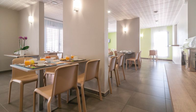 Sala de desayunos - APPART'CITY CONFORT PERPIGNAN CENTRE GARE