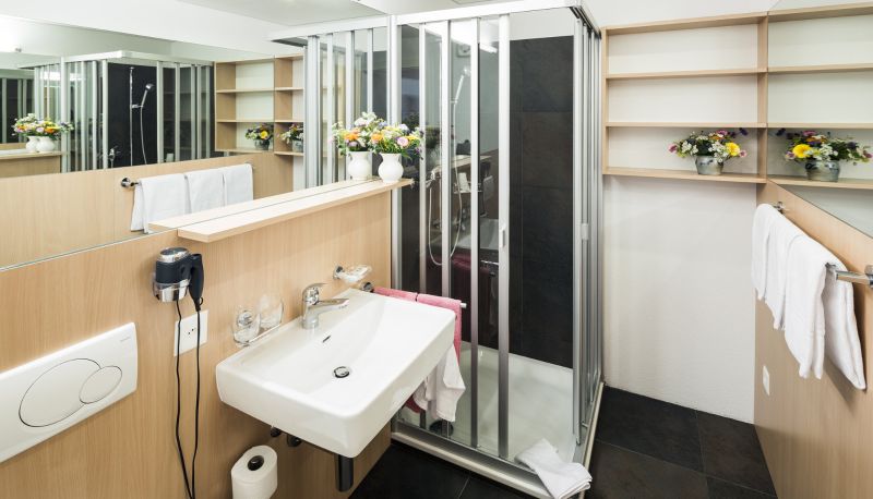 Badezimmer - Raselli Sport Hotel