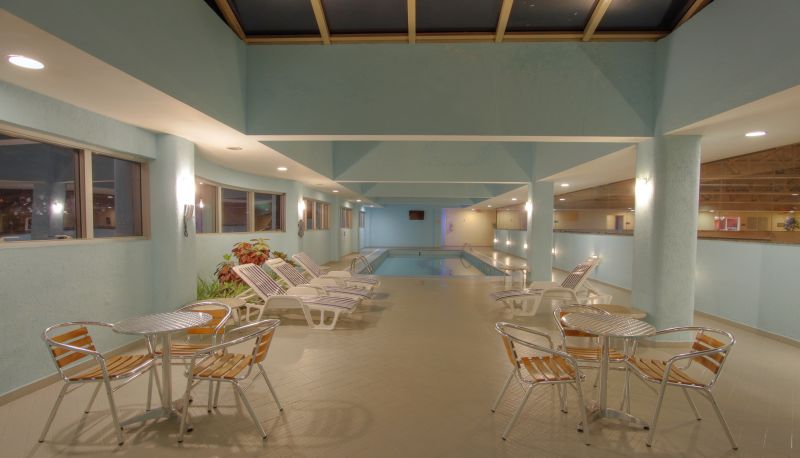 Piscina - Bristol International Airport Hotel