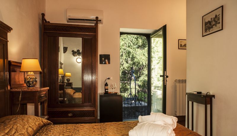 Superior room (double) - Casale Poggio del Tiglio