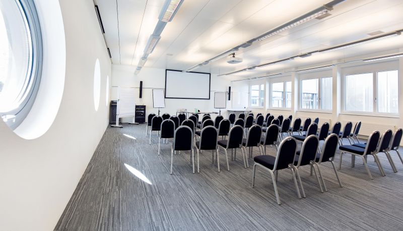 Sala de seminarios - Seedamm Plaza