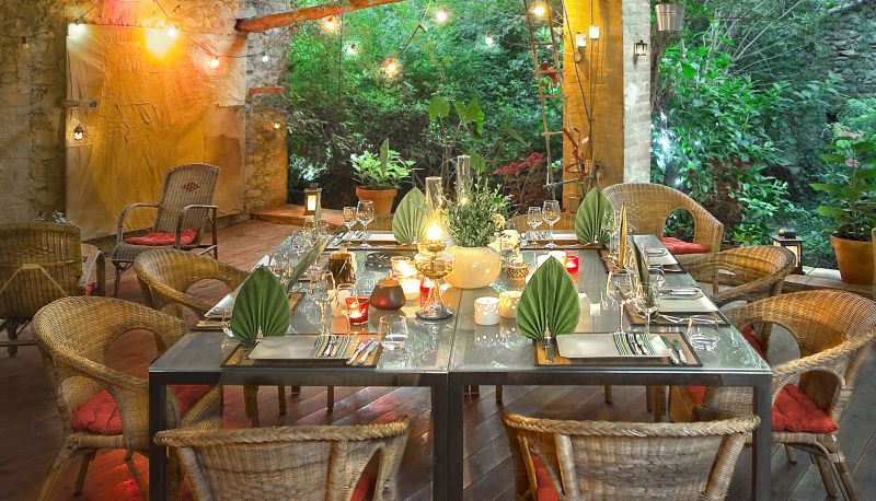 Salle de petit-déjeuner dans le restaurant - La Vieille Maison Halte Gourmande