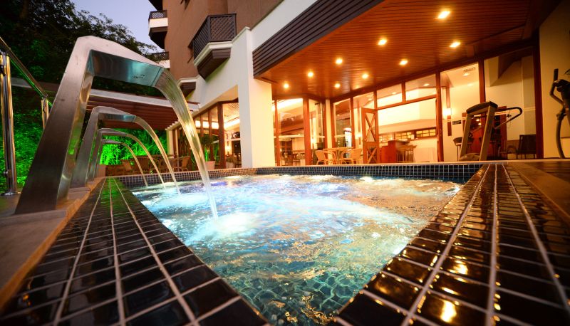 Piscina - Aguas Claras