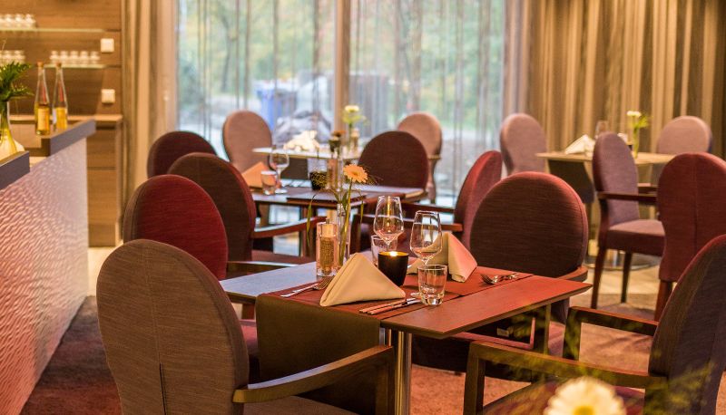 Salle de petit-déjeuner dans le restaurant - Das Schaffers - Mein Wohlfühlhotel