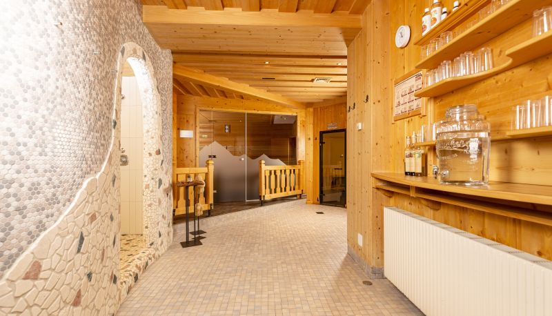 Zona de bienestar - Hintertuxerhof Kinder- & Gletscherhotel