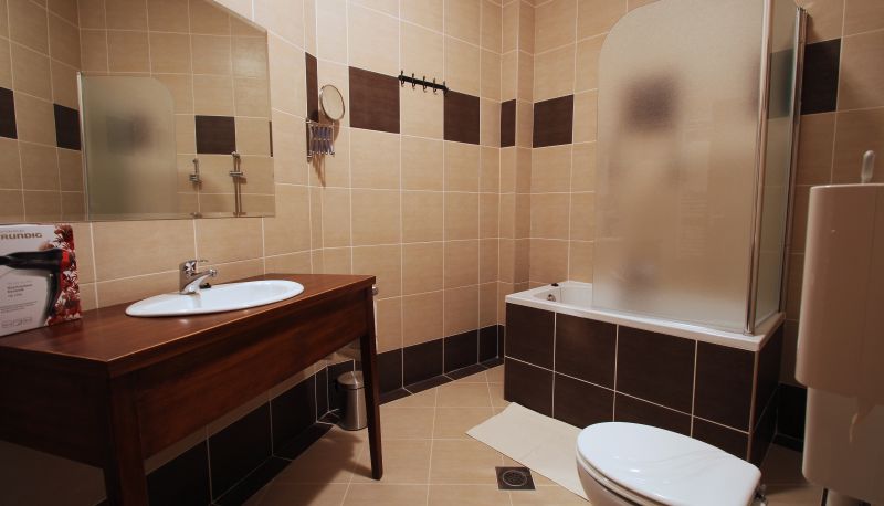 Bagno - Hotel Lug
