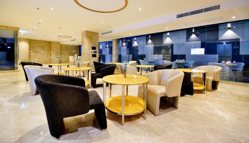 Hal - Centra by Centara Avenue Hotel Pattaya