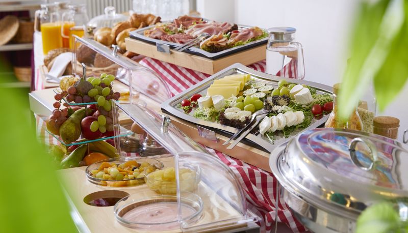 Buffet - Hotel Haus vom Guten Hirten