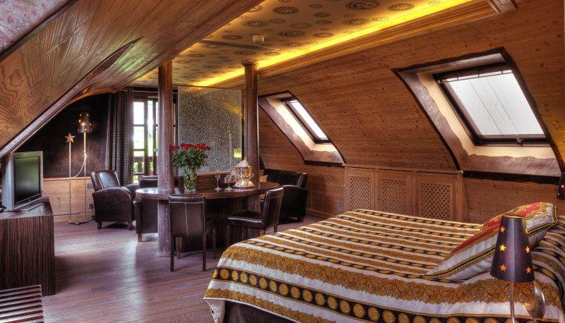Suite - Hostellerie des Chateaux & Spa