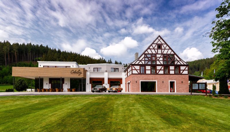 Buitenruimte van het hotel - Cihelny Golf & Wellness Resort