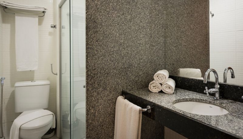 Badezimmer - Fórmula Arrey Hotel