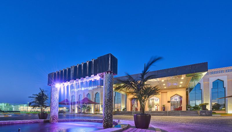 Hotel Außenbreich - Western Hotel Ghayathi