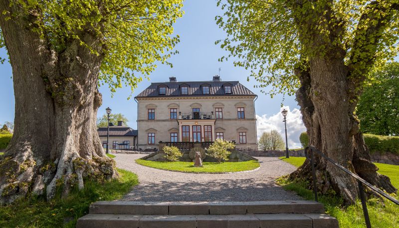 Zewnętrzna część hotelu - Görnvälns Slott