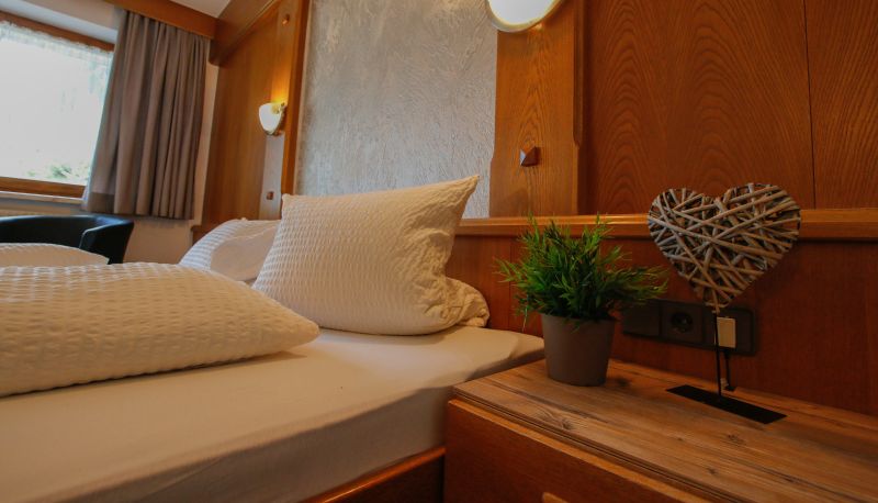 Standardzimmer (Doppel) - Hotel Tia Apart