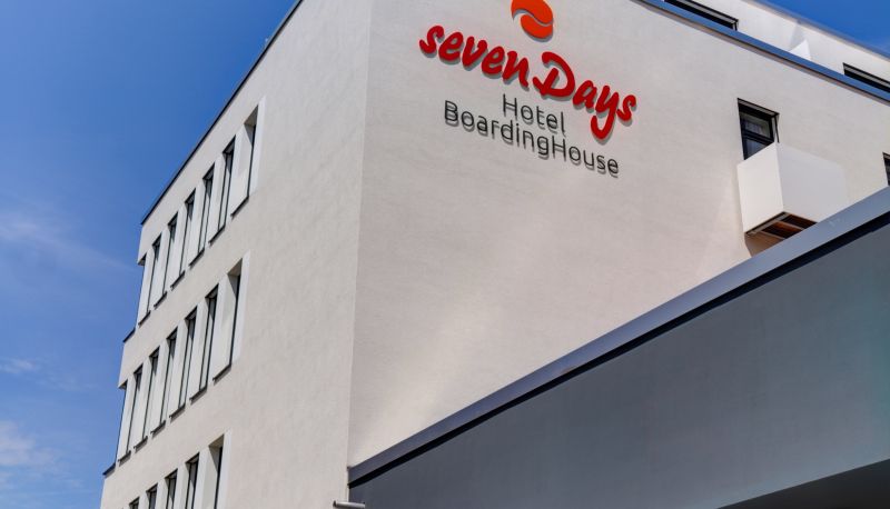 Buitenruimte van het hotel - sevenDays Hotel BoardingHouse