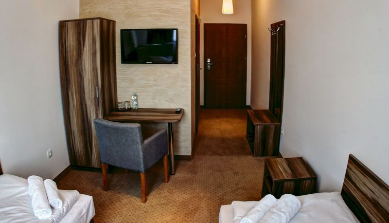 Standardzimmer (Doppel) - Hotel SERBY