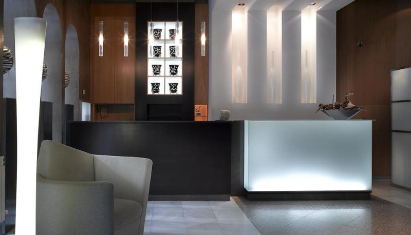 Hall - Macià Condor