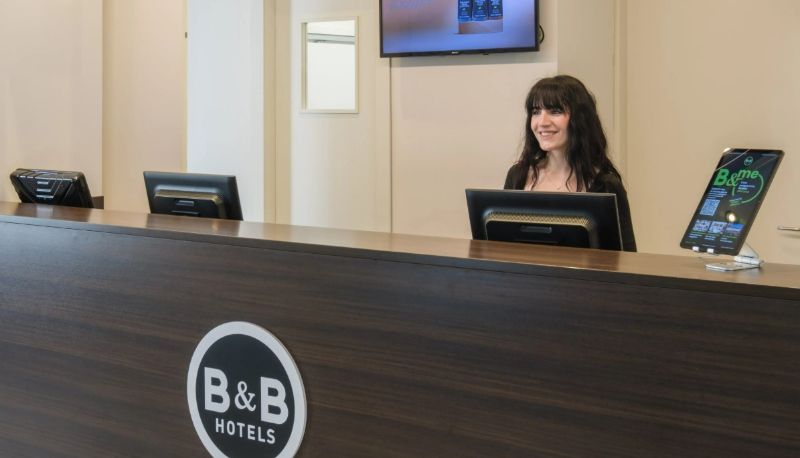 Recepción - B&B Hotel Faenza