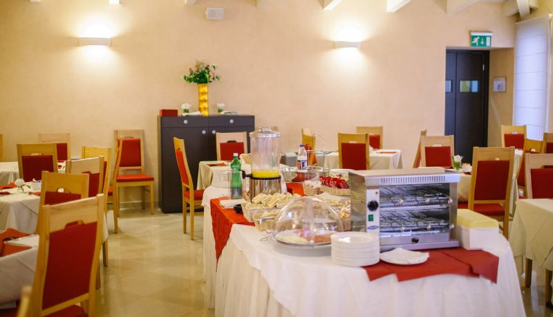 Salle de petit-déjeuner - Palazzo Giancola Hotel