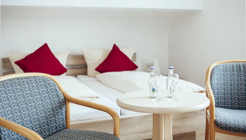 Room with balcony - Kaisers Das kleine Stadthotel