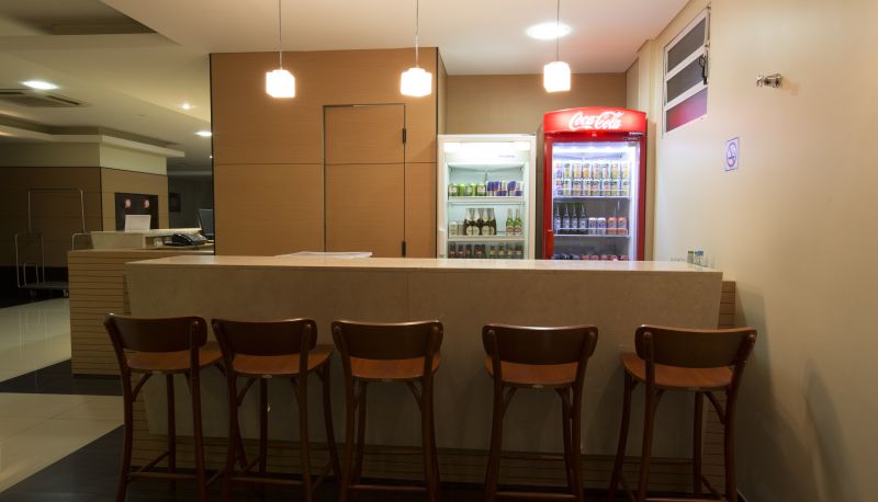 Bar - Hotel Caiuá Express Maringá