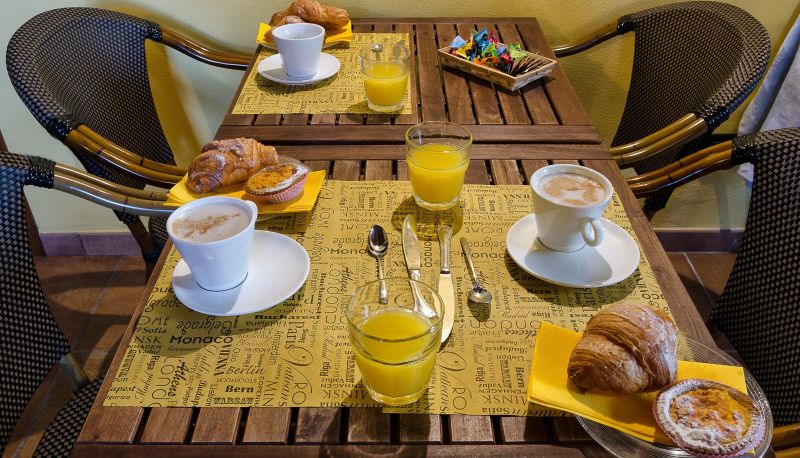 Ontbijtzaal - Pisa Holidays B&B