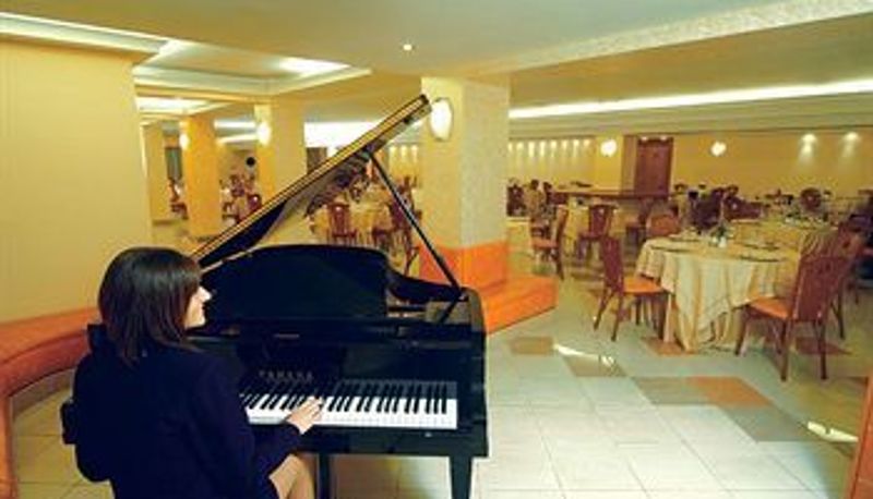 Salón de baile - Pisani Hotel