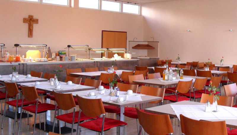 Sala de desayunos - Tagungshaus Schönenberg