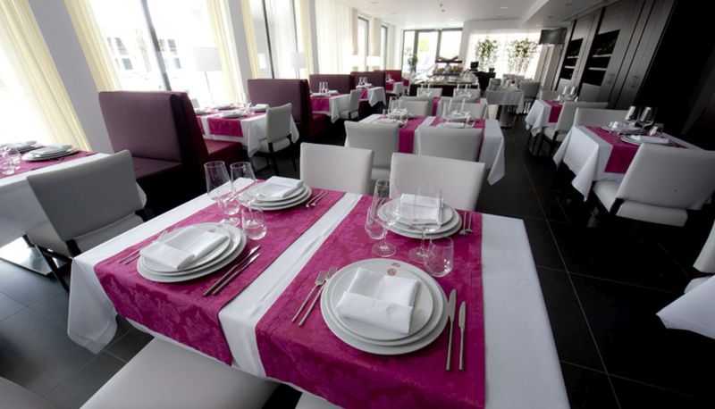 Info - Primavera Perfume Hotel