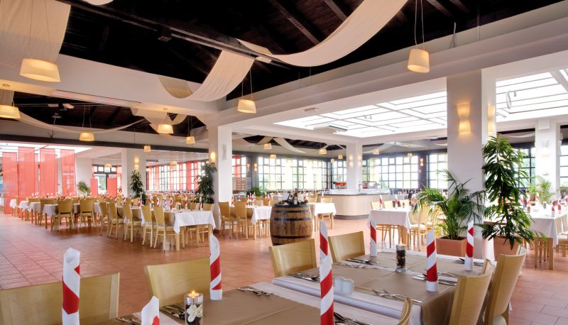 Restaurant - VALAMAR TAMARIS RESORT