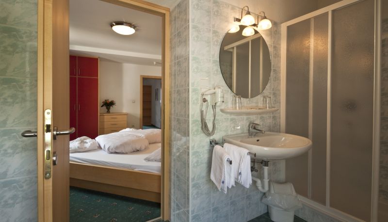 Badezimmer - Tirolerhof Hotel