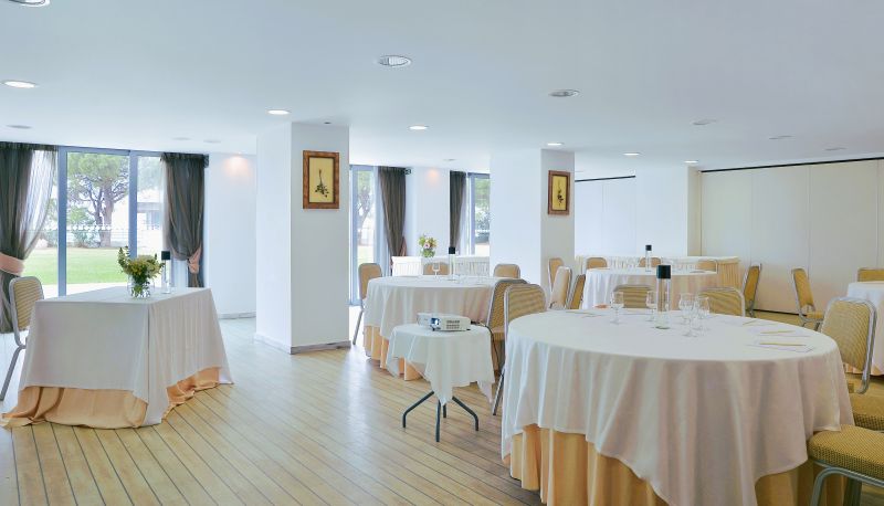 Geschäftszentrum - Achaia Beach Hotel