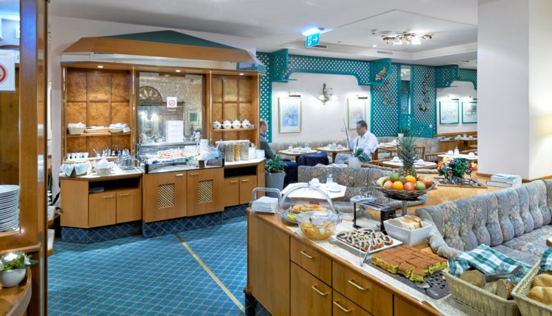 Buffet - Hotel Pension Baronesse
