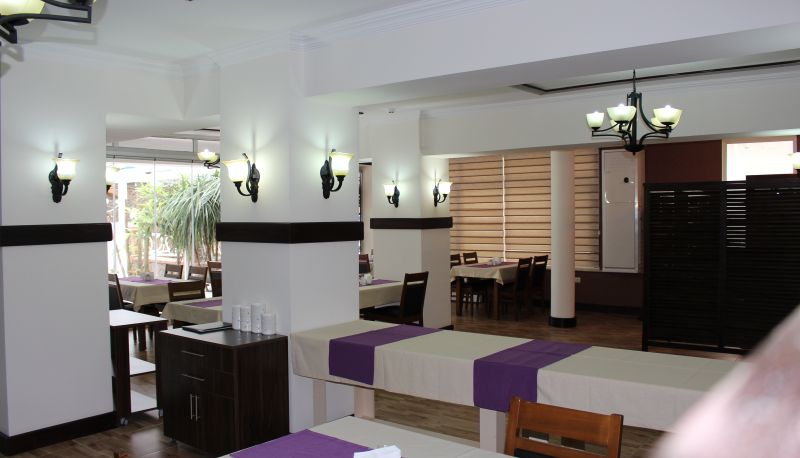 Sala prima colazione all'interno del ristorante - Adjara Boutique Hotel
