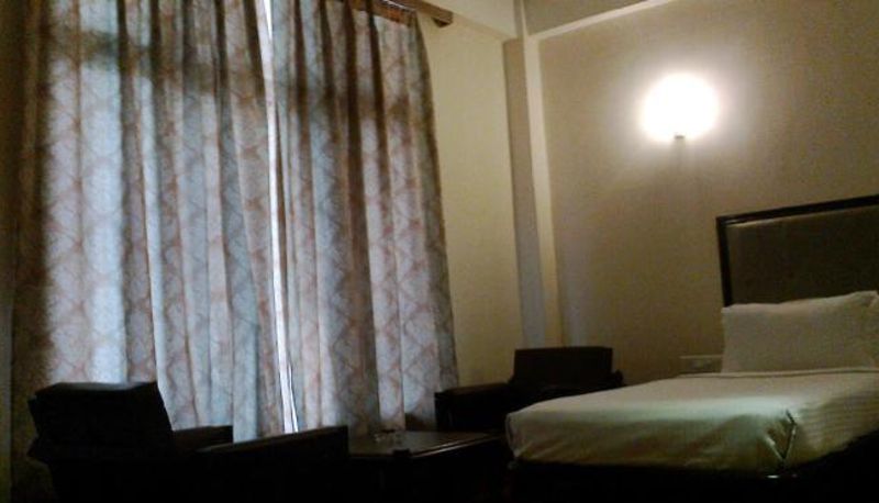 Info - Polo Orchid Hotel Tura