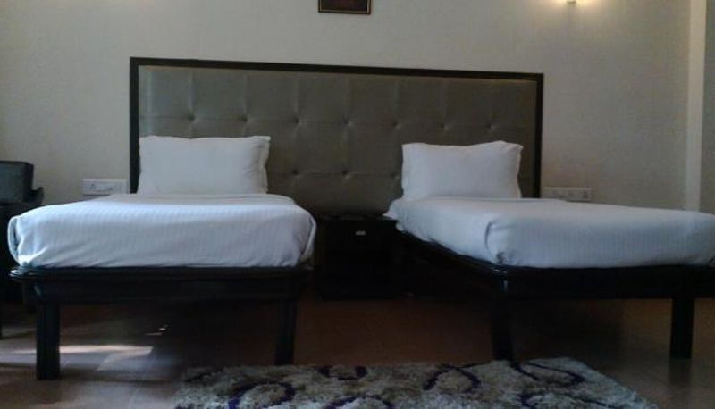 Info - Polo Orchid Hotel Tura