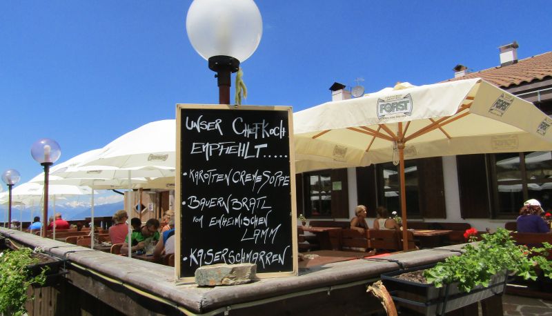 Info - Tarscher Almlounge und Berghotel