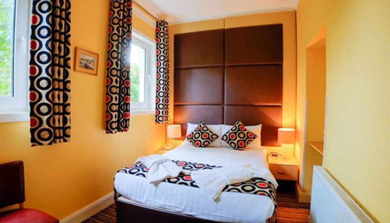 Room - The Esplanade West Bay Promanade