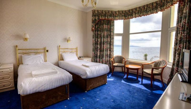 Room - The Esplanade West Bay Promanade