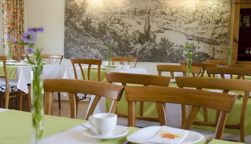 Ontbijtzaal - Haus Schons Biohotel***S