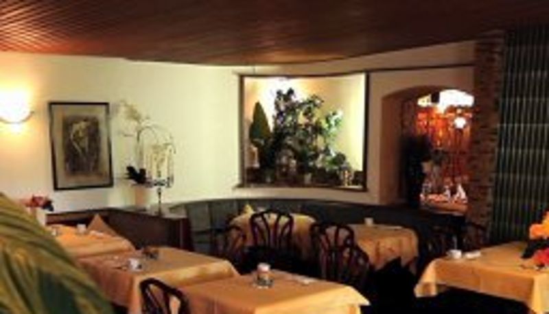 Salle de petit-déjeuner dans le restaurant - Bodenseehotel Sternen & Restaurant