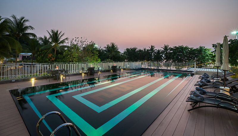 Zwembad - Hotel Mera Mare