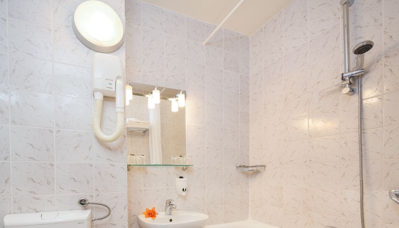 Bagno - Zora Comfort