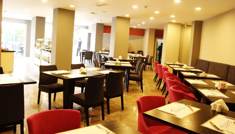 Ontbijtzaal in het restaurant - Tourist Hotel Antalya