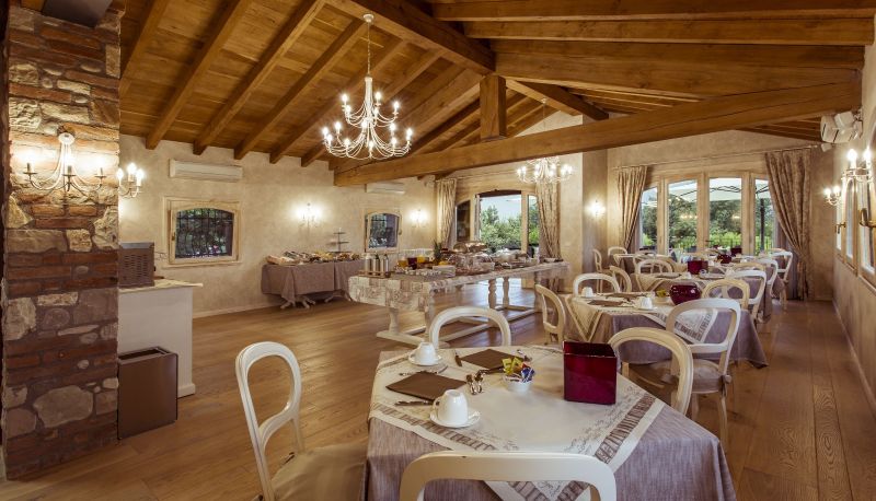 Büffet - Relais Mondotella