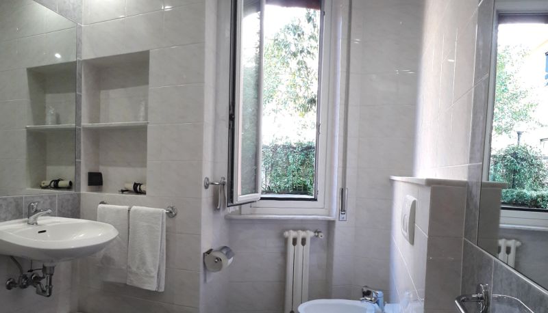 Bathroom - Esperia