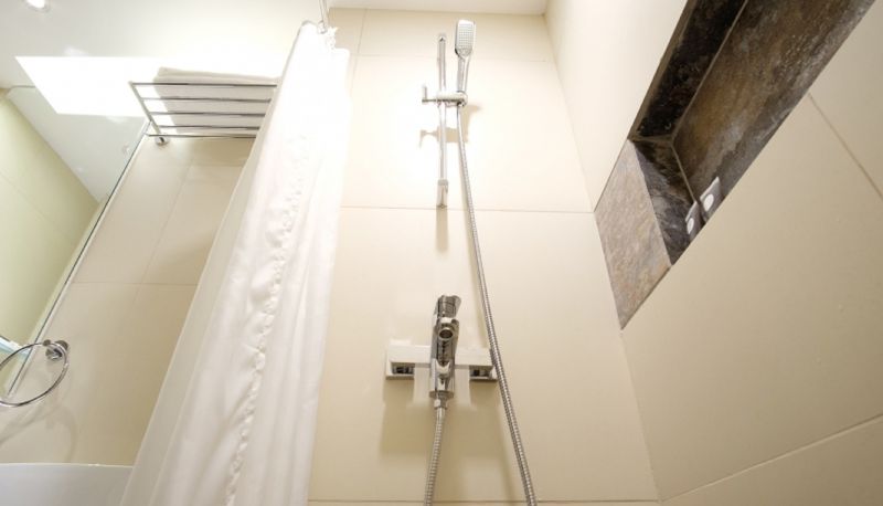 Salle de bain - ZEN Rooms San Antonio Makati