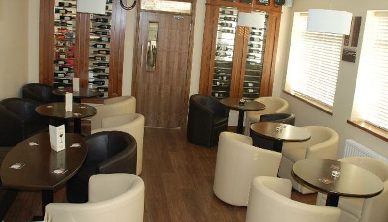 Restaurant - Bellavista Hotel and Self Catering Suites