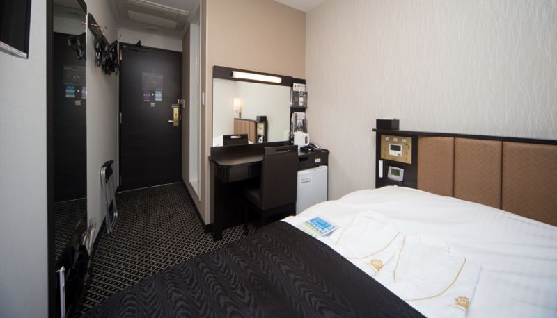 Standard room (double) - APA Hotel Namba-Eki Higashi