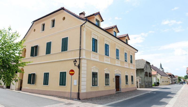 Area esterna dell'hotel - B&B Vila Castanea